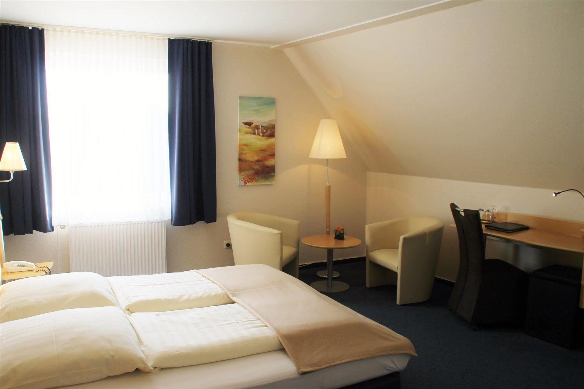 Residenz Hotel Ной-Вульмсторф Экстерьер фото